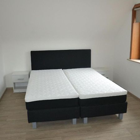 Welcoming Villa In Puivelde With Terrace Garden Barbeque Ngoại thất bức ảnh